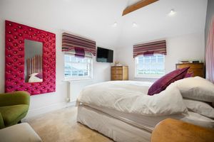 Photo 15- click for photo gallery